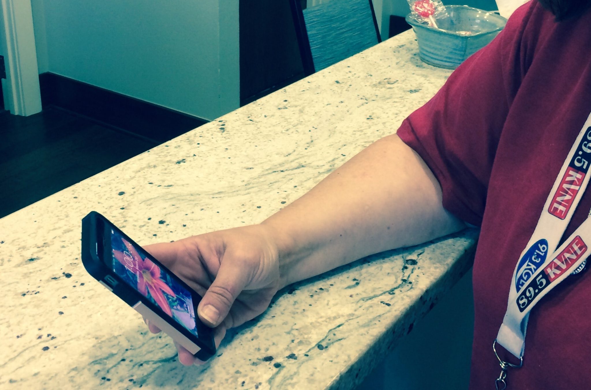 89.5 KVNE East Texas Christian Radio 6 Practical Tips to Free Yourself from Your Phone Heard On Air Blog